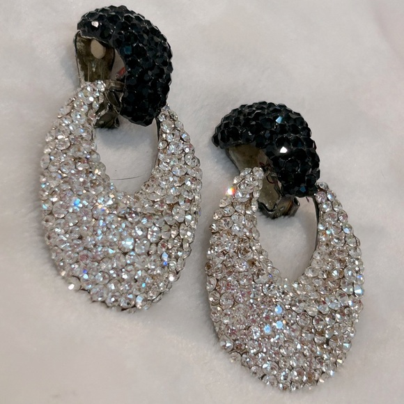 VINTAGE BELLINI BLK/CLEAR SWAROFSKI CRYSTAL LOADED GLITZ EARRINGS - Picture 5 of 15